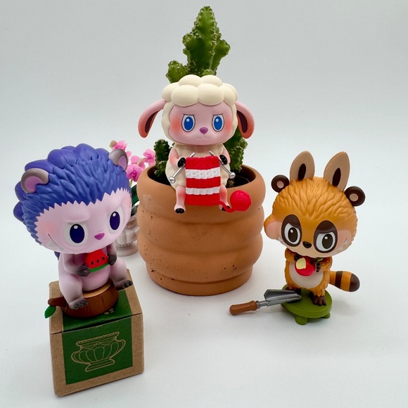 POP MART Labubu THE MONSTERS Animals Series Figure - Sheep - Picture 3 of 3